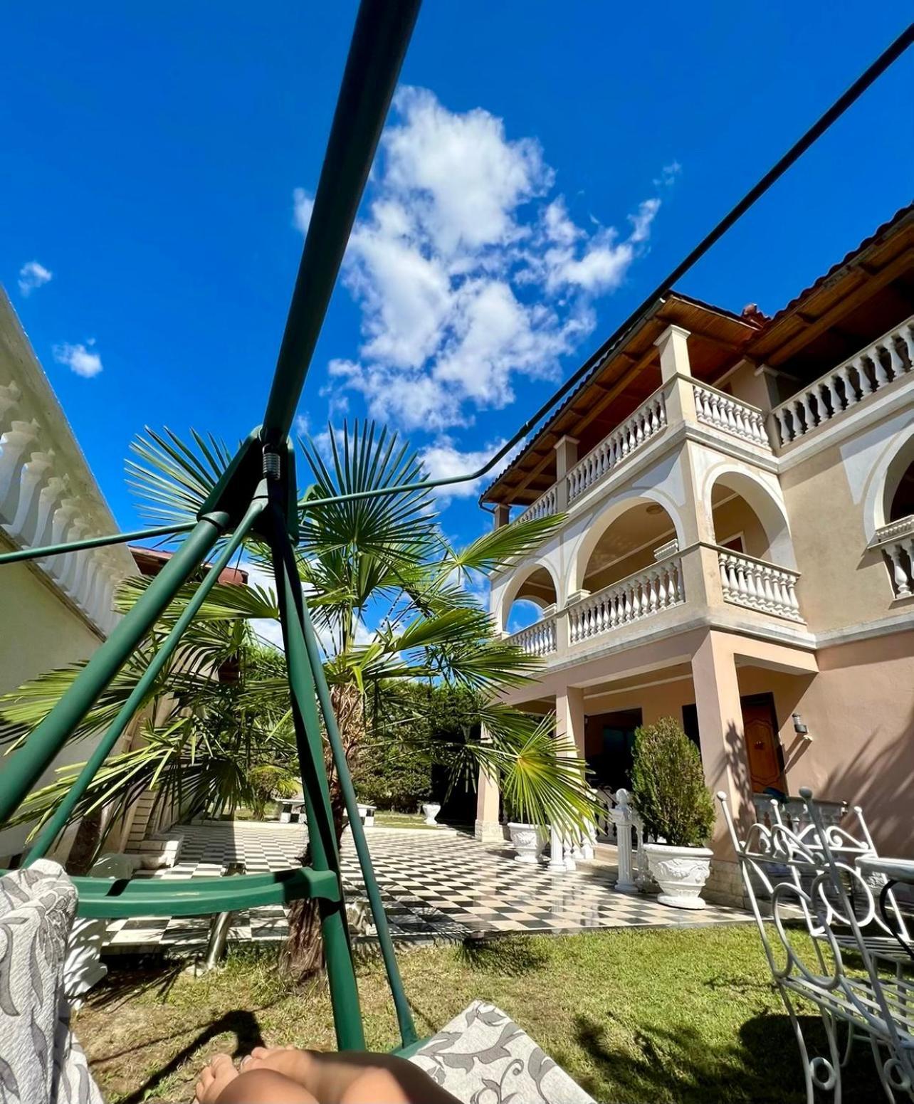 בראט Guest House Pulake מראה חיצוני תמונה