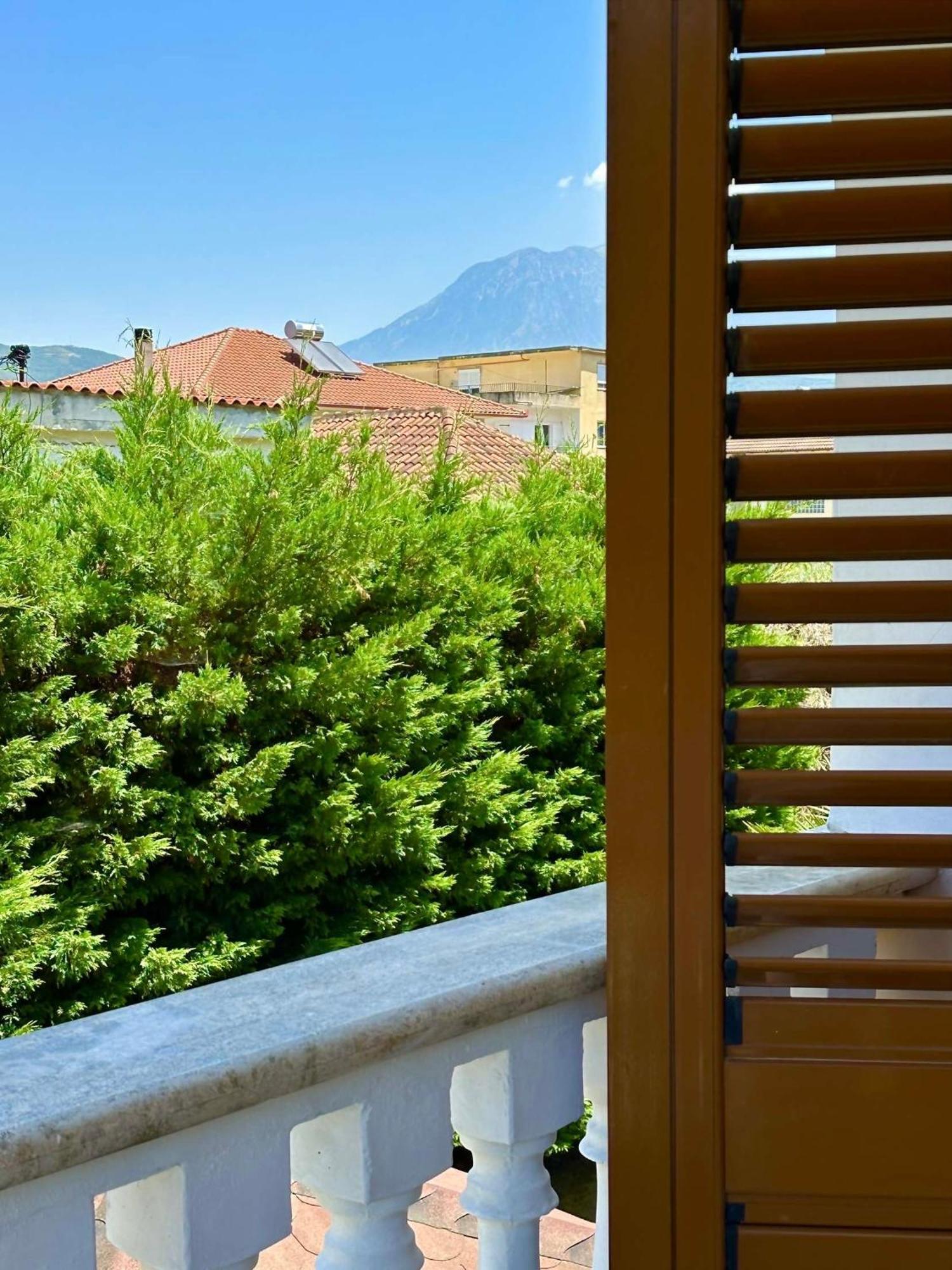 בראט Guest House Pulake מראה חיצוני תמונה